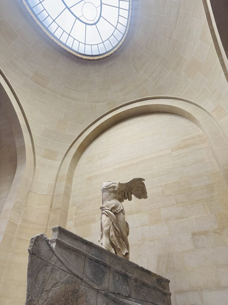 Headless angel statue at the Louvre in Paris
